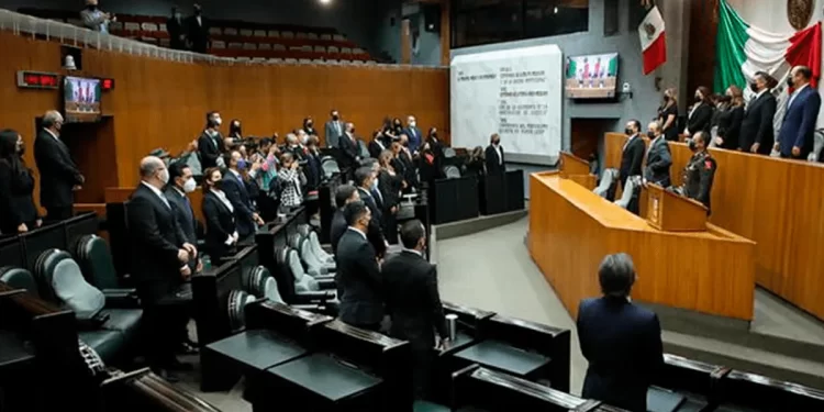 Sigue la lucha de poderes entre legislativo y ejecutivo en NL